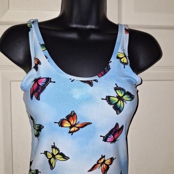 No boundaries butterfly print tank top size small - Picture 3 of 5